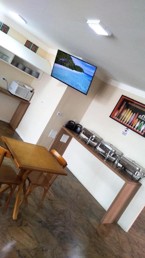 Hotel Enseada Beira Mar Гуаружа Екстериор снимка