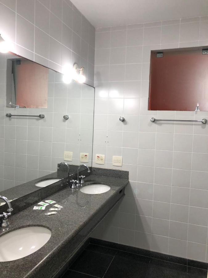 Hotel Enseada Beira Mar Гуаружа Екстериор снимка
